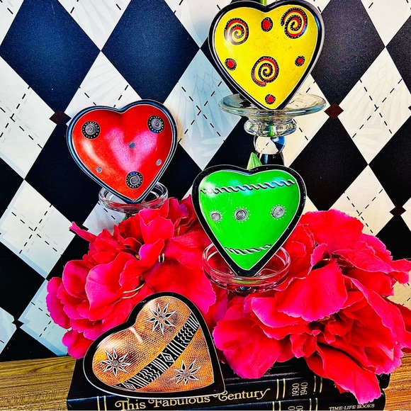 African Stone Heart Dishes, Hand-Carved/Painted, Kenya Tribal Folk Art Set 4 - Picture 8 of 14